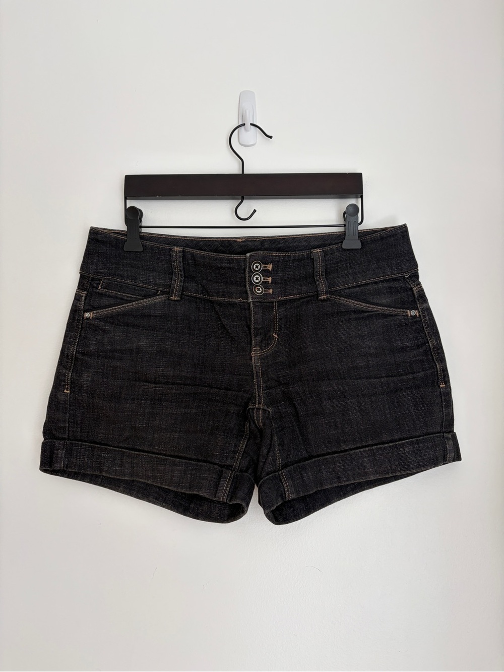 White House Black Market // Y2K mini shorts